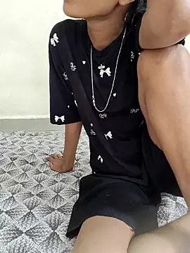 Unique girls90 online show from November 28, 2025, 10:40 am