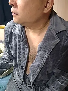 han515319 online show from March 4, 2026, 11:27 am