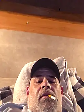 DeeBestEver online show from November 30, 2025, 6:56 pm