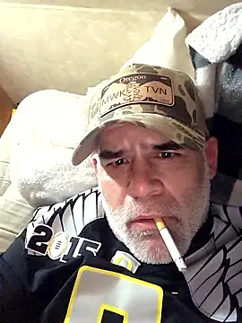 Snapshot of DeeBestEver chatting on January 10, 2026, 9:55 am DeeBestEver online show from January 10, 2026, 9:55 am