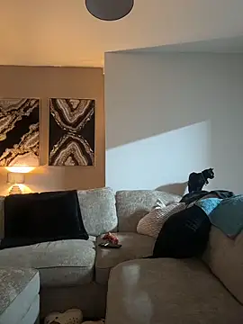 Victoria6989 online show from March 5, 2026, 11:34 pm