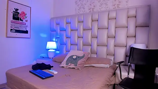 Peyton louise online show from October 17, 2025, 11:35 am