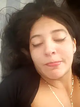 ScarleHot4ux online show from December 21, 2025, 9:33 pm