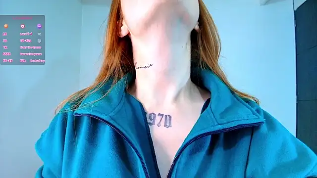 Bennuluspeach  online show from November 15, 2025, 5:05 am