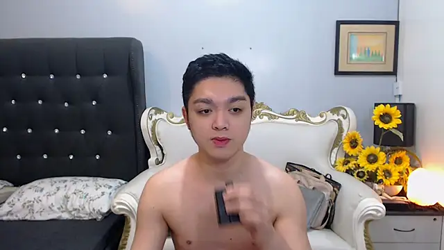 JayKarLo online show from October 9, 2025, 2:15 pm