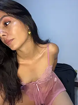 SaraMistick online show from November 25, 2025, 10:26 am