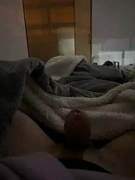 Snapshot of Jhonny7ksd chatting on November 12, 2025, 7:13 pm Jhonny7ksd online show from November 12, 2025, 7:13 pm