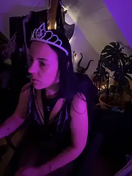 V-WINELOVER online show from October 18, 2025, 9:59 pm