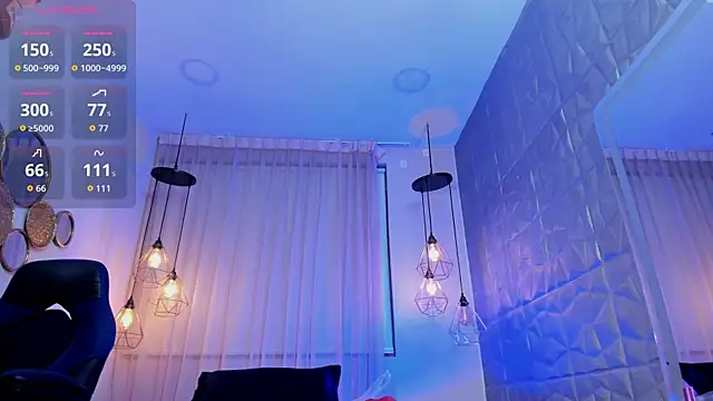 Snapshot of MADDY_MAGIC chatting on December 4, 2025, 8:06 pm MADDY MAGIC online show from December 4, 2025, 8:06 pm