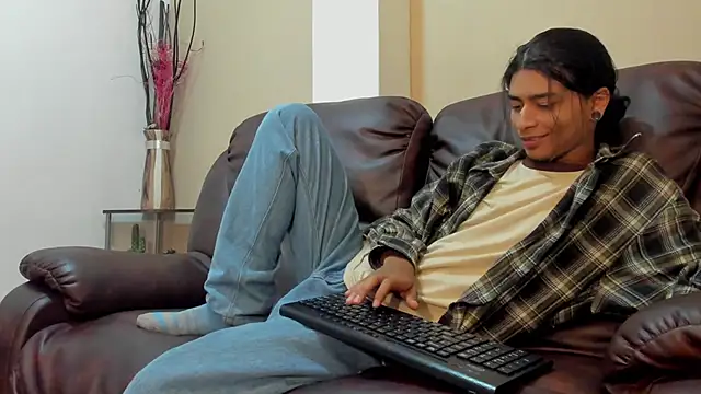 Dickie Dicking online show from October 7, 2025, 8:17 pm