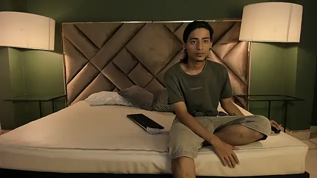 Dickie Dicking online show from November 11, 2025, 8:09 pm