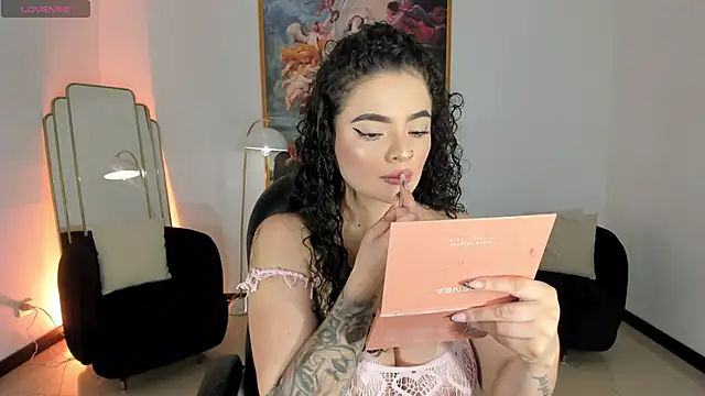 Snapshot of KylieJenkins chatting on May 3, 2026, 11:05 am KylieJenkins online show from May 3, 2026, 11:05 am