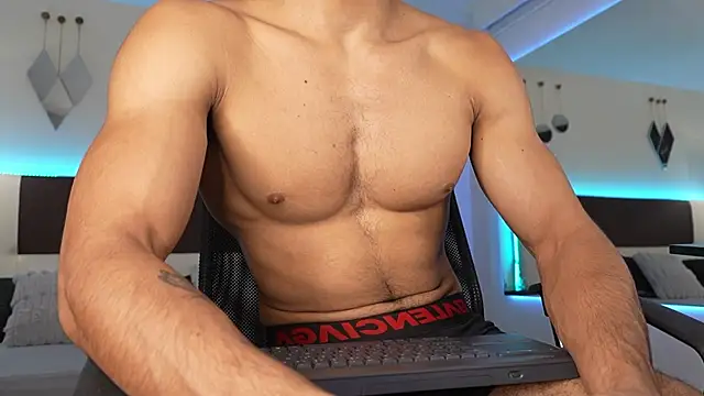 DanteeStone online show from December 19, 2025, 9:00 pm