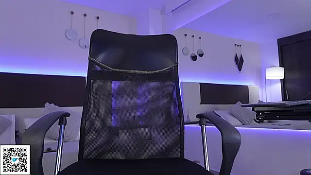 DanteeStone online show from April 11, 2026, 3:16 pm