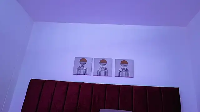 Zoe Blond online show from November 20, 2025, 4:34 am