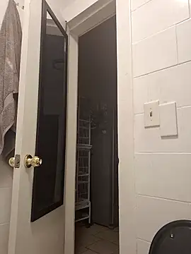 Curious9884 online show from October 9, 2025, 10:35 am