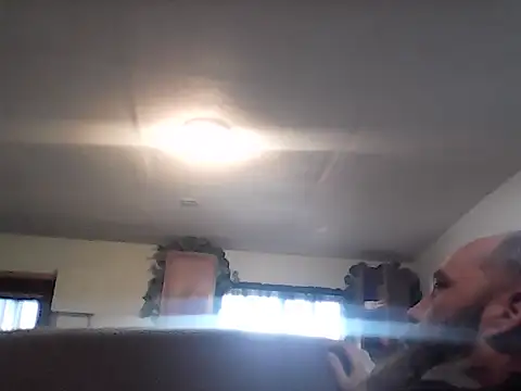 crazyheratic8 online show from February 12, 2026, 11:11 pm