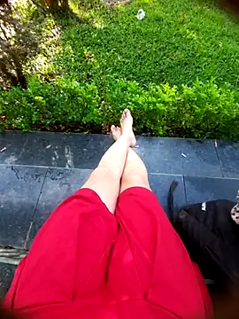 Snapshot of Zun_121 chatting on October 2, 2025, 12:28 am Zun 121 online show from October 2, 2025, 12:28 am