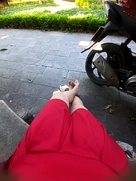 Snapshot of Zun_121 chatting on November 14, 2025, 12:42 am Zun 121 online show from November 14, 2025, 12:42 am