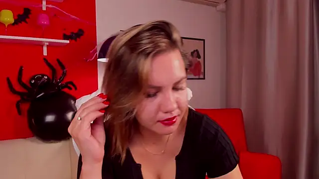 Snapshot of AriaEven chatting on October 29, 2025, 3:25 pm AriaEven online show from October 29, 2025, 3:25 pm