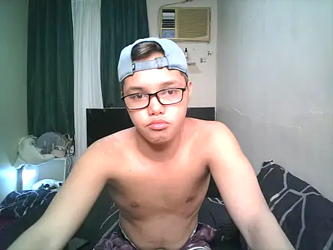 Snapshot of hot_babyboy26 chatting on November 20, 2025, 10:48 am hot babyboy26 online show from November 20, 2025, 10:48 am