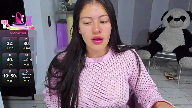 amazingloren999 online show from December 3, 2025, 8:34 am