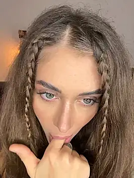 Malasantababy online show from October 22, 2025, 7:19 am