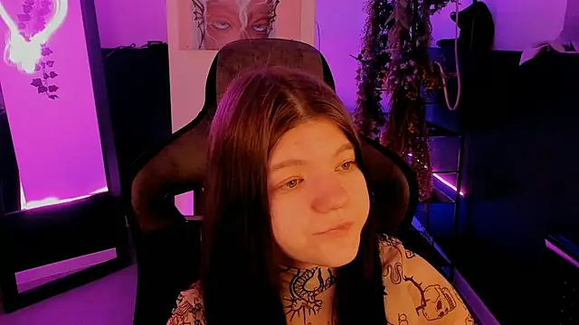 StasyaCollins online show from November 12, 2025, 6:52 pm