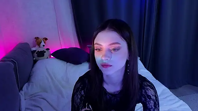 midnightMaya online show from October 27, 2025, 9:30 pm