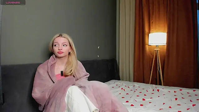 PocketDollX online show from April 9, 2026, 4:01 pm