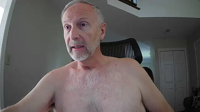 ApolloThrust online show from October 5, 2025, 5:33 pm