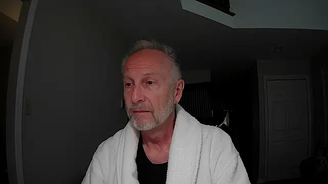 ApolloThrust online show from November 14, 2025, 11:24 pm