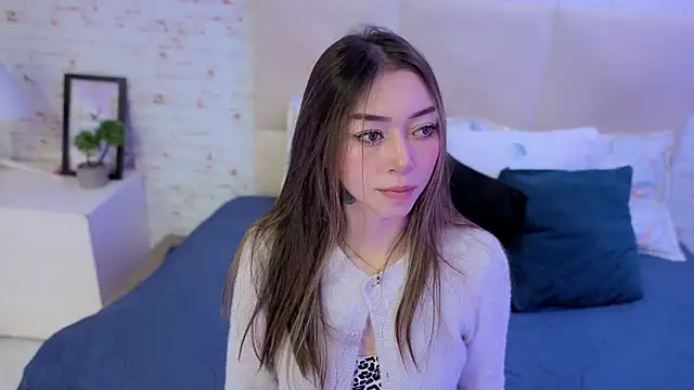 Olivia johansson online show from October 30, 2025, 5:42 am