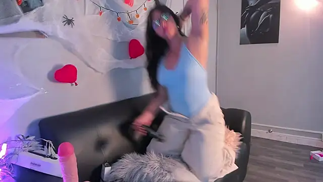 Hekate 20 online show from October 11, 2025, 8:18 pm