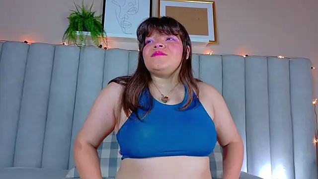 AmarisLenox   online show from November 7, 2025, 2:44 am