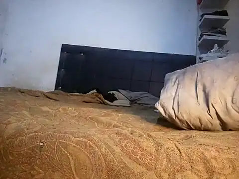 Snapshot of FreakyKaigrey chatting on February 26, 2026, 12:37 pm FreakyKaigrey online show from February 26, 2026, 12:37 pm