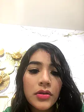 Snapshot of Emilycute18__ chatting on November 13, 2025, 8:08 pm Emilycute18 online show from November 13, 2025, 8:08 pm