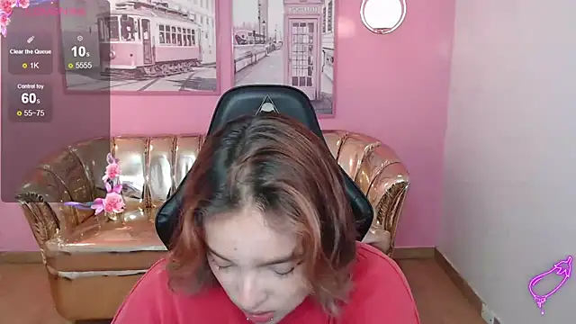 mia foster t online show from November 12, 2025, 12:38 pm