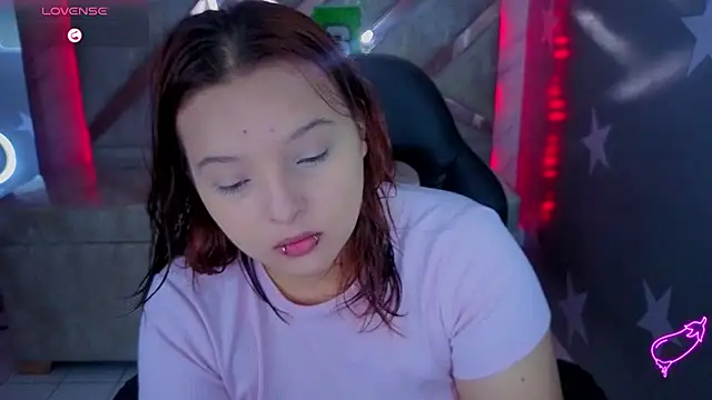 Snapshot of mia_foster_t chatting on July 10, 2026, 12:52 pm mia foster t online show from July 10, 2026, 12:52 pm