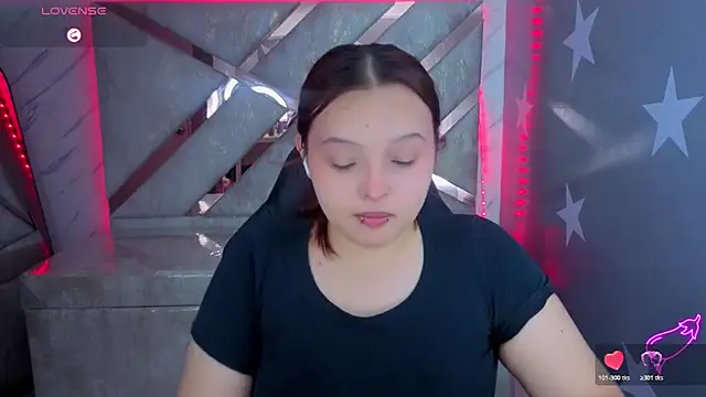 Snapshot of mia_foster_t chatting on July 18, 2026, 1:37 pm mia foster t online show from July 18, 2026, 1:37 pm