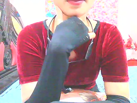 night queeen7 online show from November 18, 2025, 6:34 pm