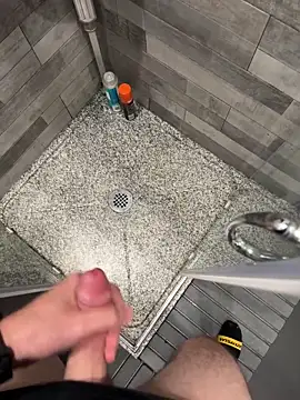 chupapi123457 online show from October 1, 2025, 8:15 pm