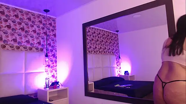 IssisLancaster online show from November 8, 2025, 11:21 am