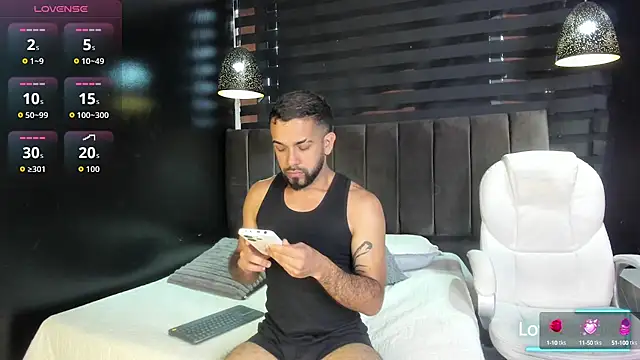 Lobo sex21 online show from October 6, 2025, 7:22 pm