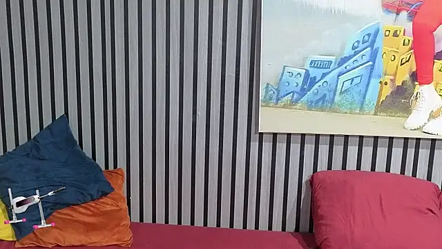 Marianabigass online show from March 12, 2026, 6:58 pm