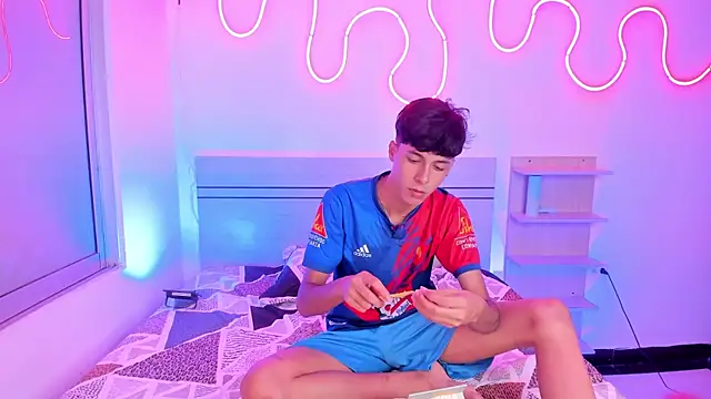 luccas ferreira online show from October 21, 2025, 7:03 pm