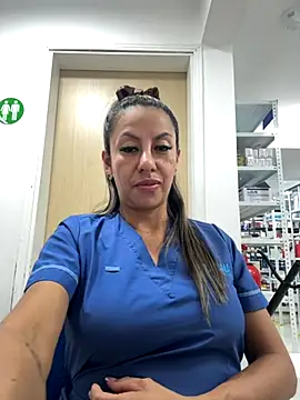 Snapshot of GisellTorres36 chatting on October 6, 2025, 6:05 pm GisellTorres36 online show from October 6, 2025, 6:05 pm