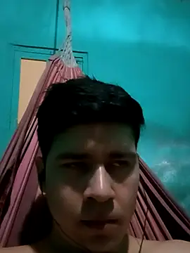 Travieso loco9 online show from October 6, 2025, 4:26 pm