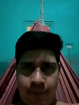 Travieso loco9 online show from October 15, 2025, 8:42 pm