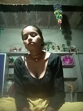 Cuty kanchna online show from October 12, 2025, 10:31 pm